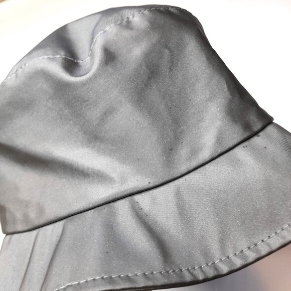 Vintage Y2K Metallic Bucket Hat - 100% Rubber - Early 2000s Statement Piece - Picture 2 of 5